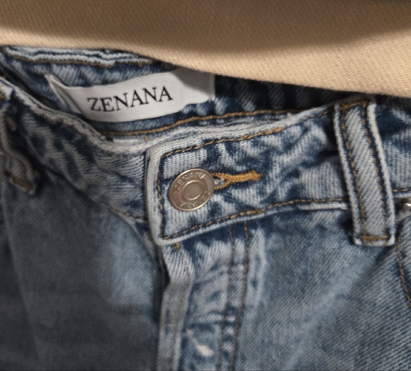 Zenana & Sienna Sky - Picture 6 of 7